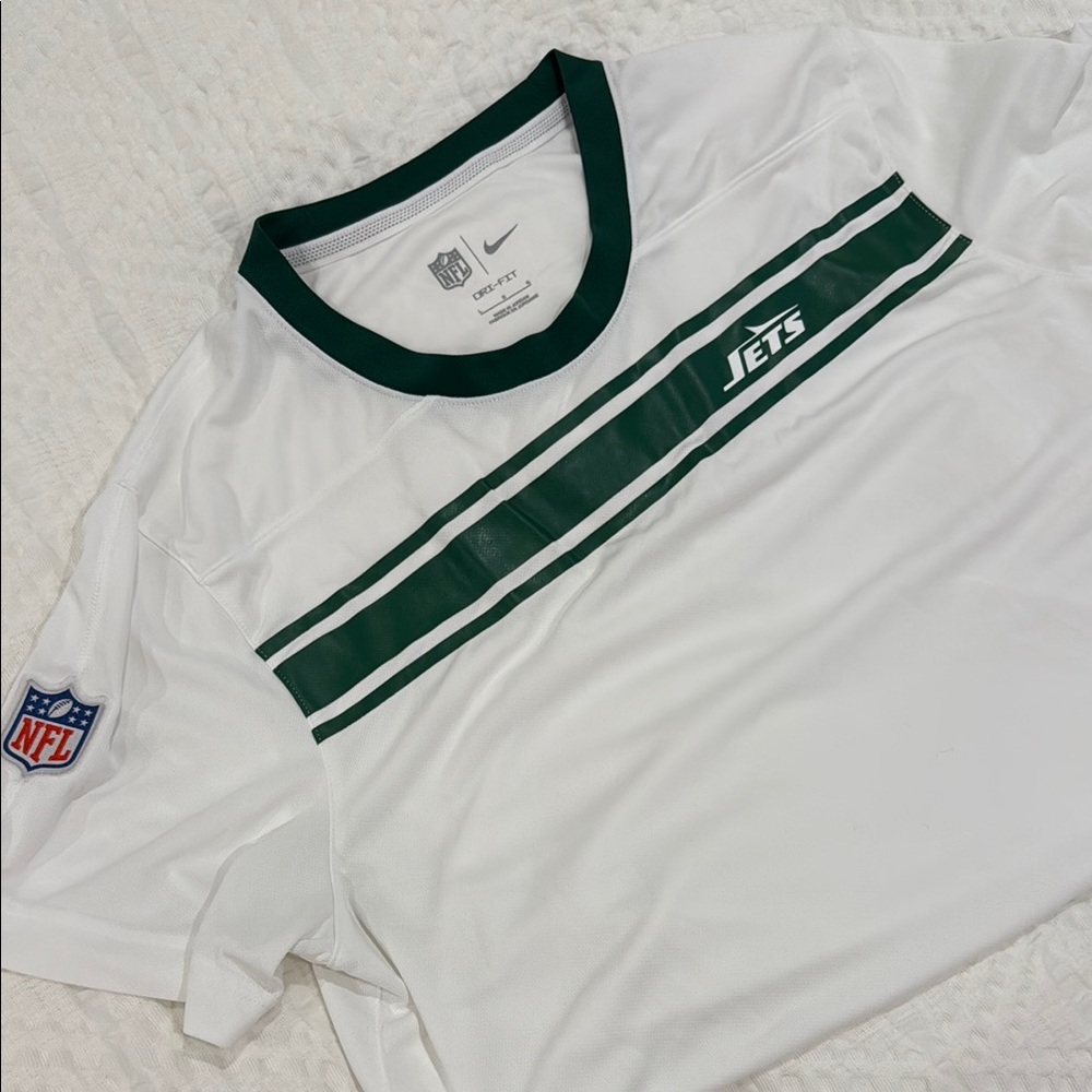 Nike White and Green Jets Tee